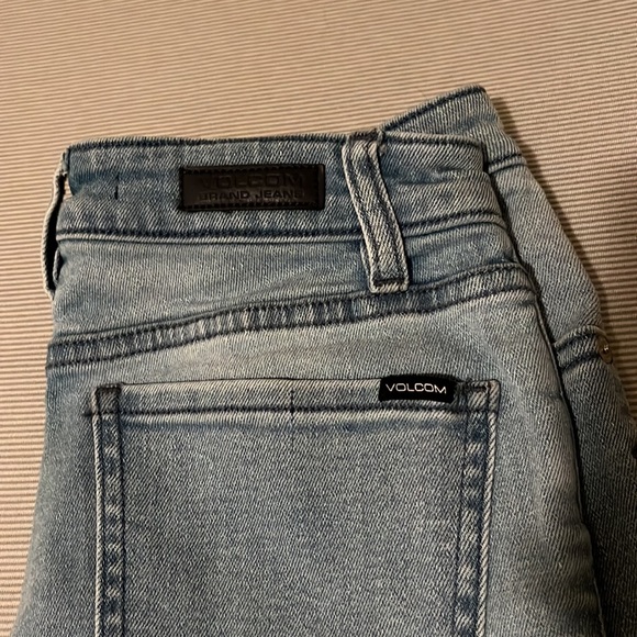 Volcom Girlfriend Fit size 27 - Picture 2 of 6